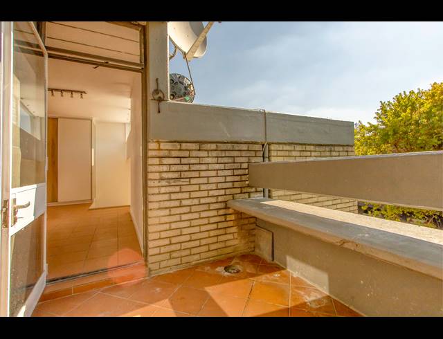 1 BEDROOM APARTMENT FOR SALE IN THE GARDENS